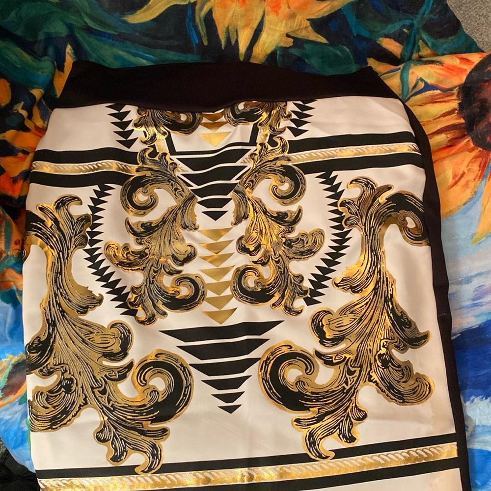 Black skirt with gold